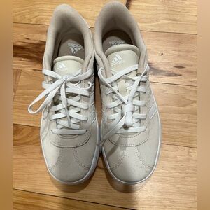adidas Beige VL Court 3.0 sneakers